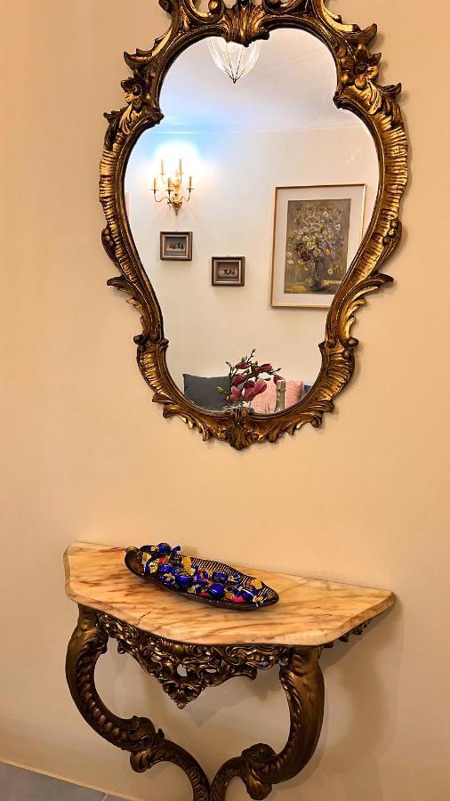 Al Bicerin Apartment, In Historical Center Of Турин Экстерьер фото